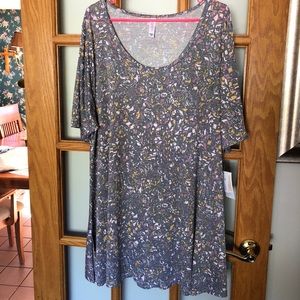 Lularoe NWT 3XL Floral Perfect T